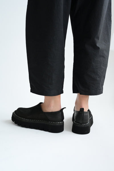 MOON02 Shoe in Black