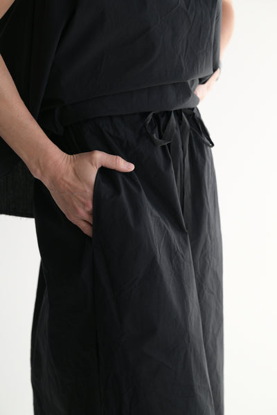 Twisted Skirt Medium Long in Black