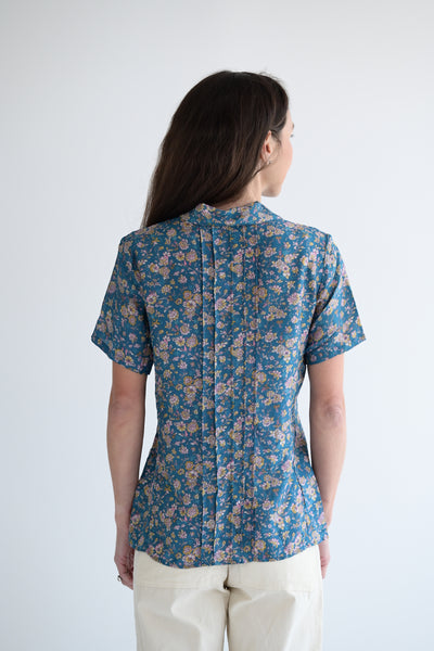 Pintuck Shirt in Silk Blue Floral