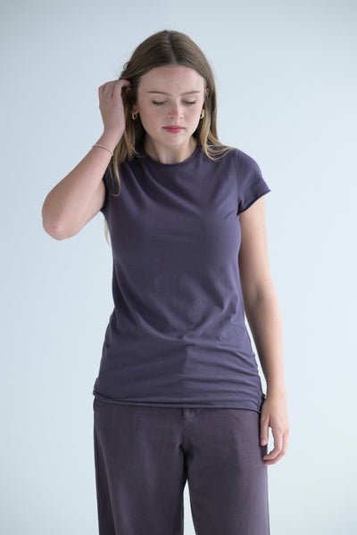 Basica MC Tee in Sparrow