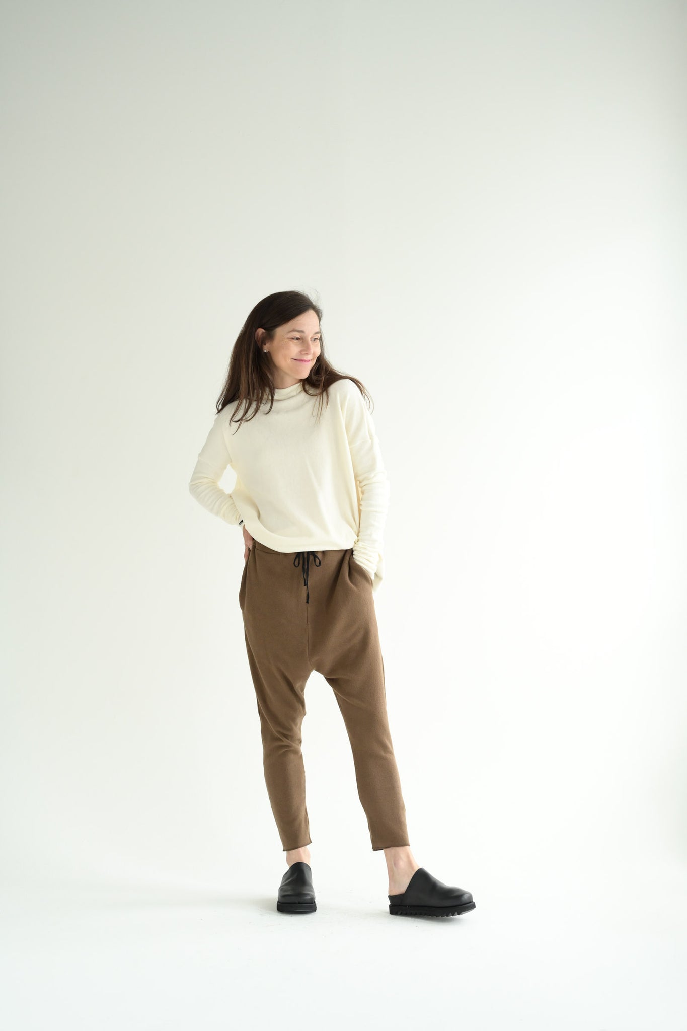 New Basic JP Pants in Chestnut