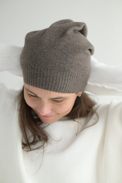 Nicety Hat in Taupe