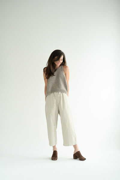 Handknit Vest WO/WS/WM in Pebble