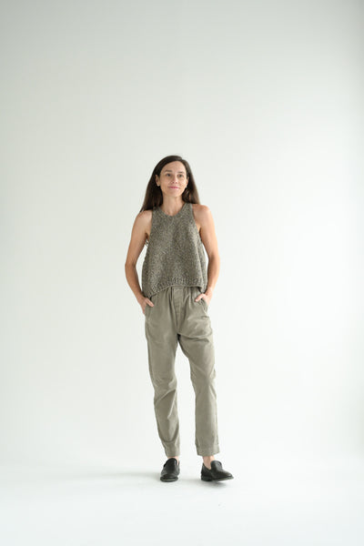 Handknit Vest CO/WP in Pepper