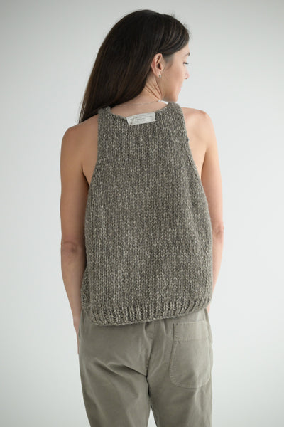 Handknit Vest CO/WP in Pepper