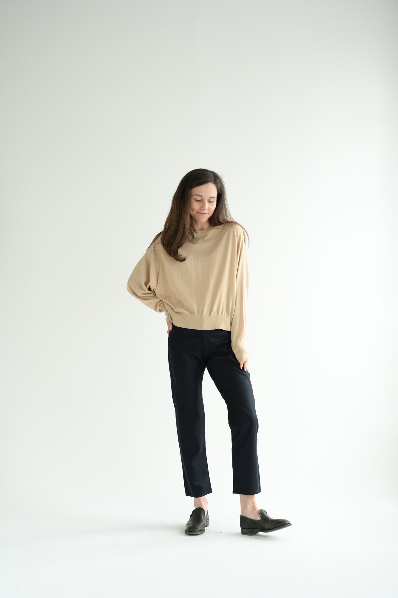 Levity Crewneck in Beige