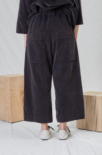 Velvet Wide & Short Trousers in Brown