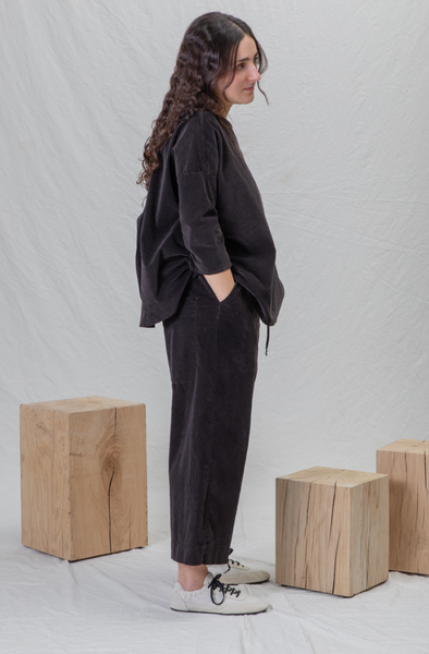 Velvet Wide & Short Trousers in Brown