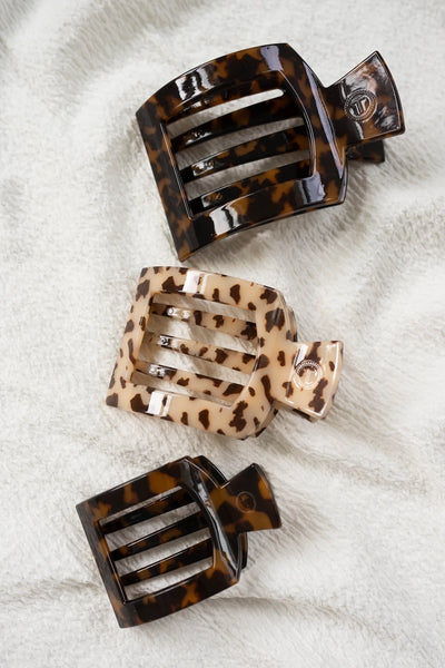 Medium Flat Square Hair Clip in Blonde Tortoise