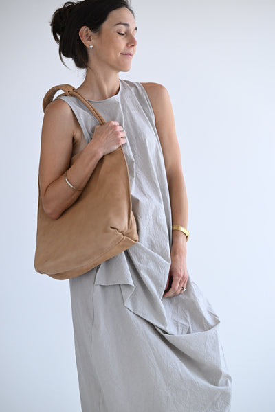 Shopper in Tan