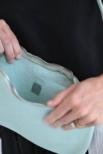 Cross Body CLT01 in Aqua