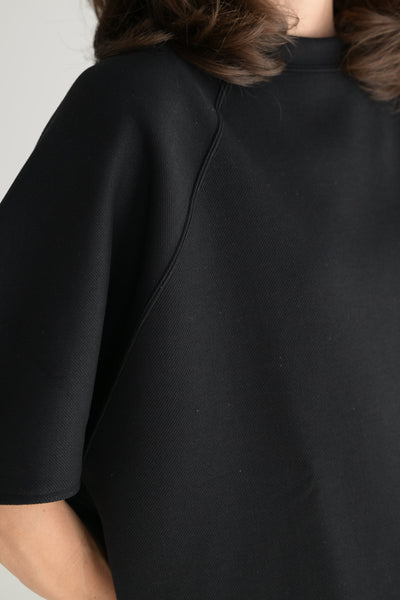 Hellen Pentagon Top in Black