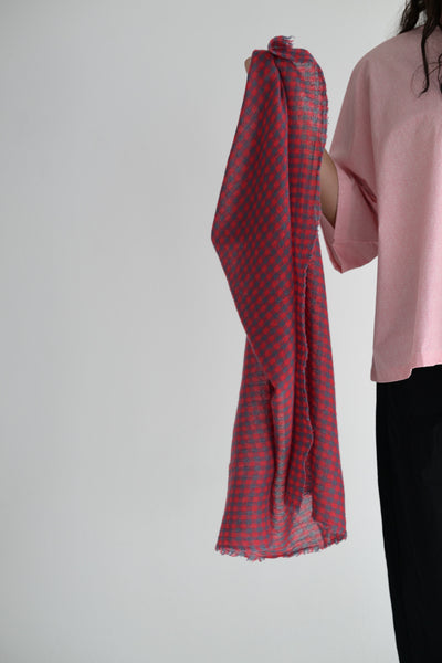 Cashmere Scarf in Raspberry Dark Check
