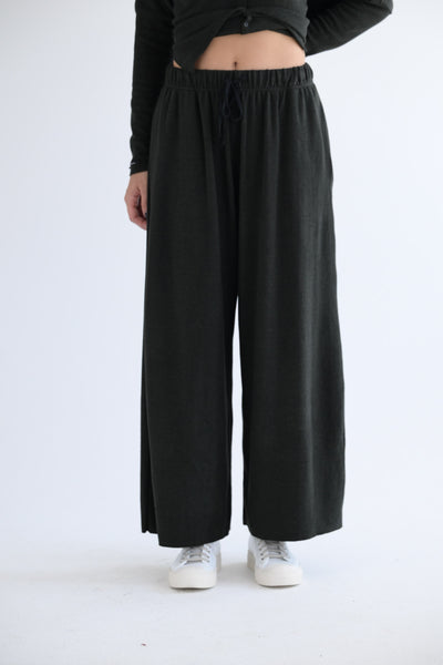 Wide Essential Trousers JP in Forrest
