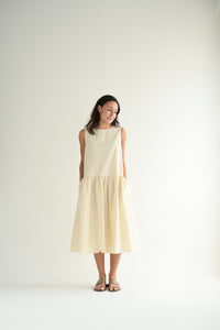 1605 Dress in Natual