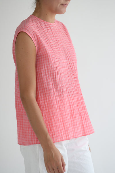 1831 Top in Strawberry Check