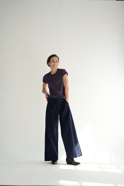 Basica MC Tee in Sparrow