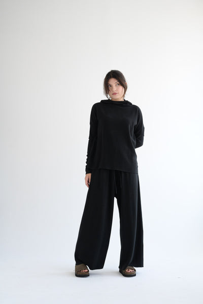 Wide Essential Trousers JP in Black