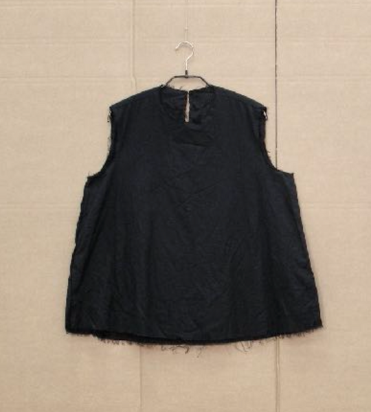 Round Neck Sleeveless Top in Black Cotton Flannel