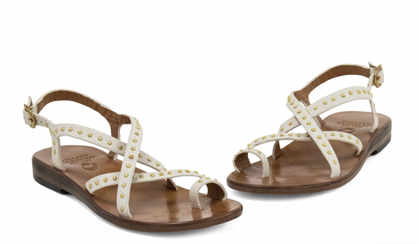 Amera Sandal in Huessa Nappa