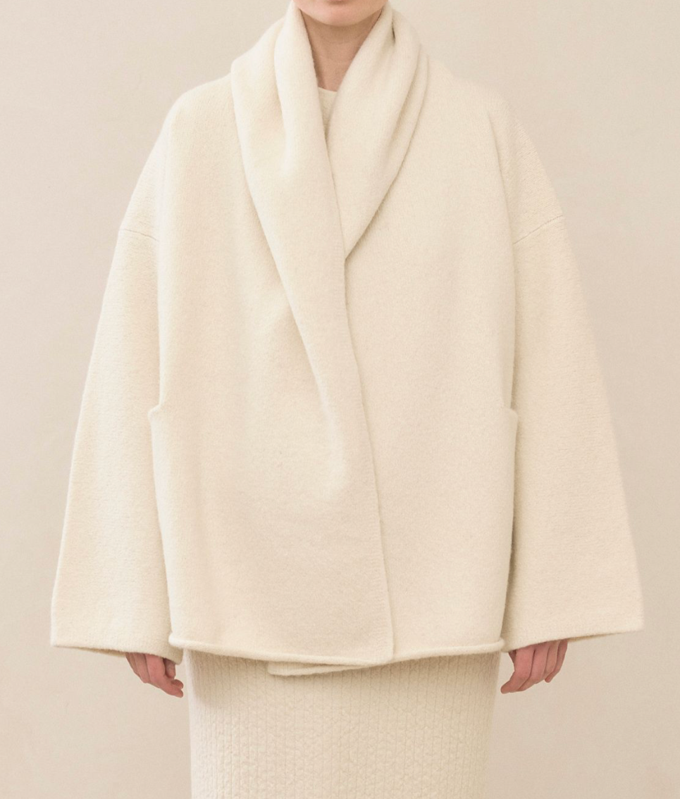 Manta Coat in Raw White