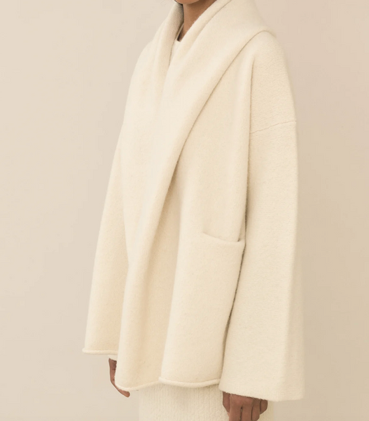 Manta Coat in Raw White