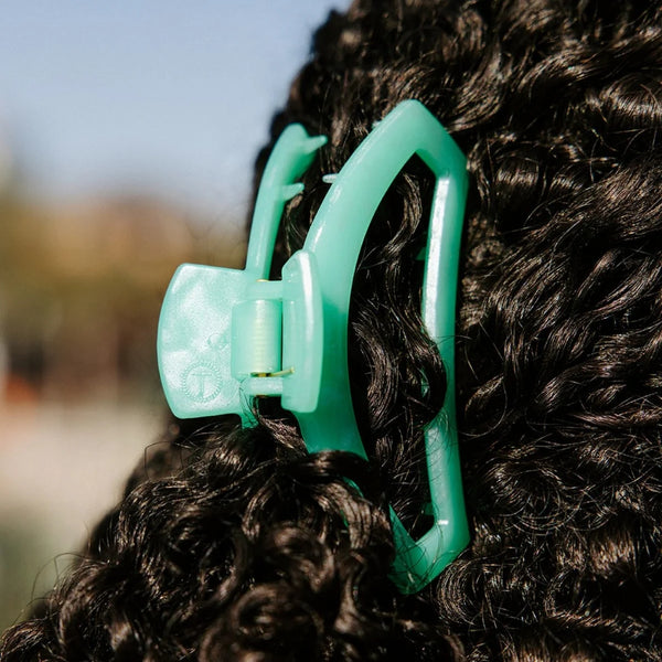 Open Medium Hair Clip in Spring Splash