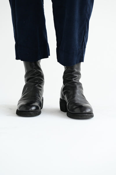 796Z Back Zip Boots in Black