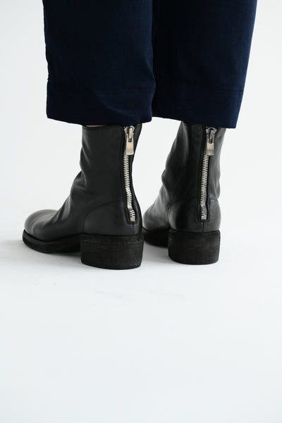 796Z Back Zip Boots in Black