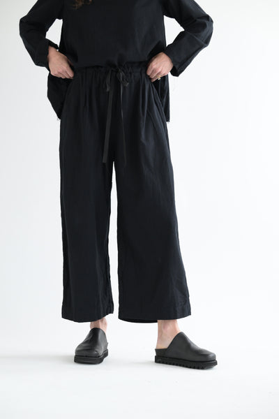 Deep Pocket Wide Leg Flannel Pants in Black
