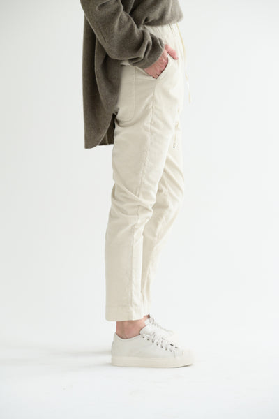 Slim Trousers Velvet in Off White