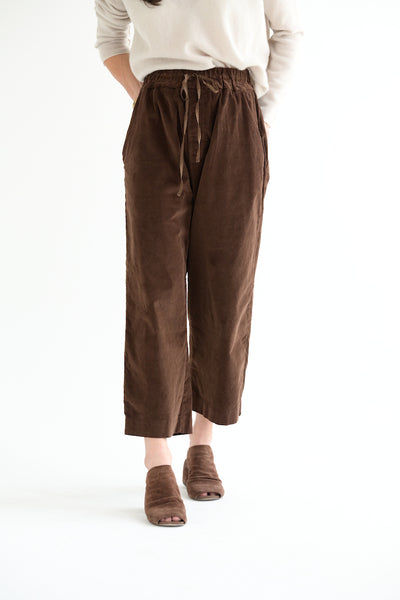 Wide & Short Trousers Velvet in Coffee