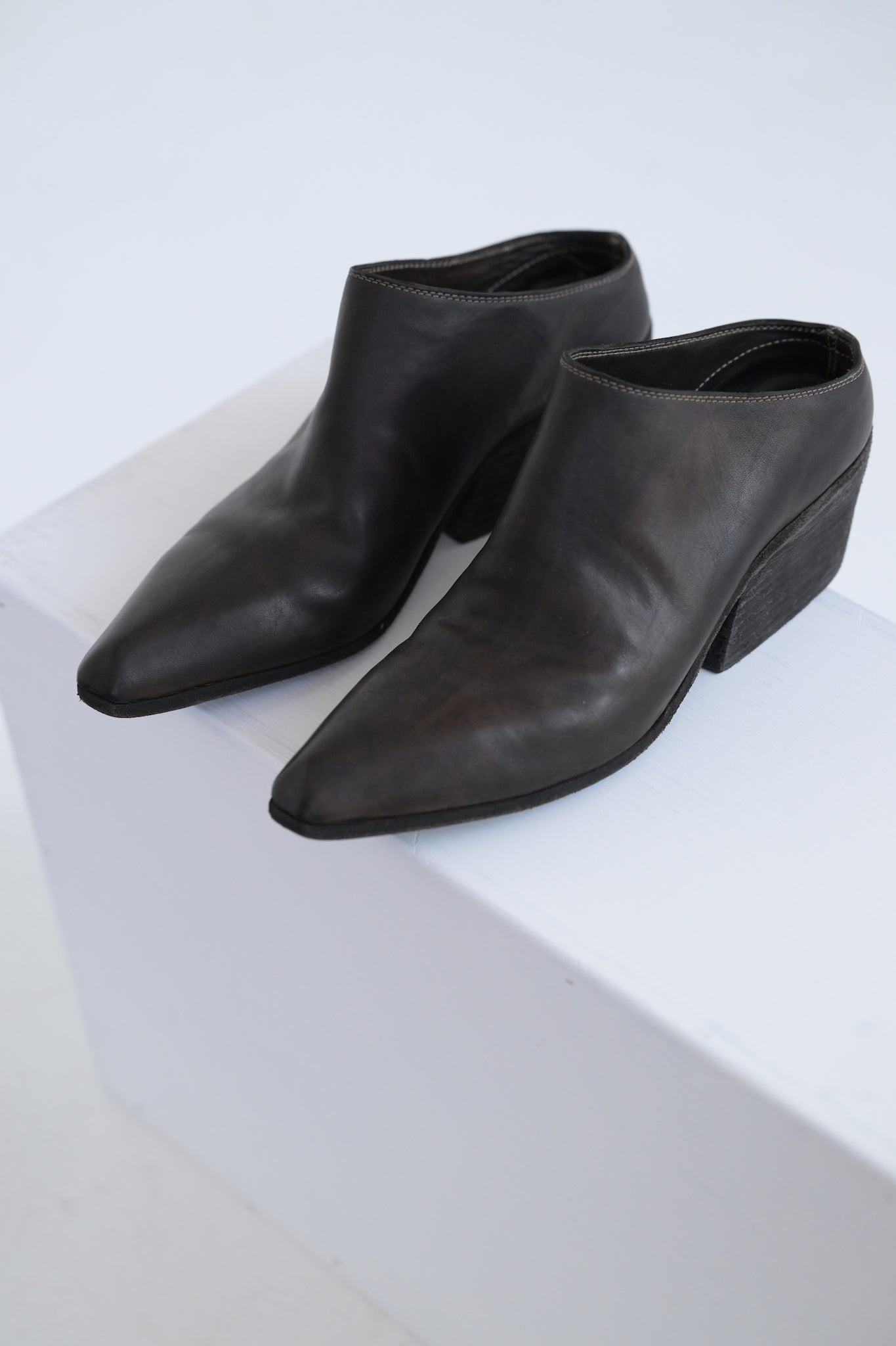 TX01 Mule in Dark Brown