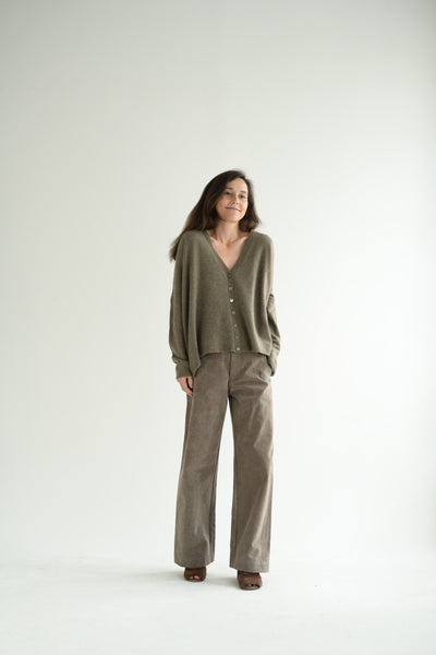 Cashmere Button Cardigan in Marron Glace