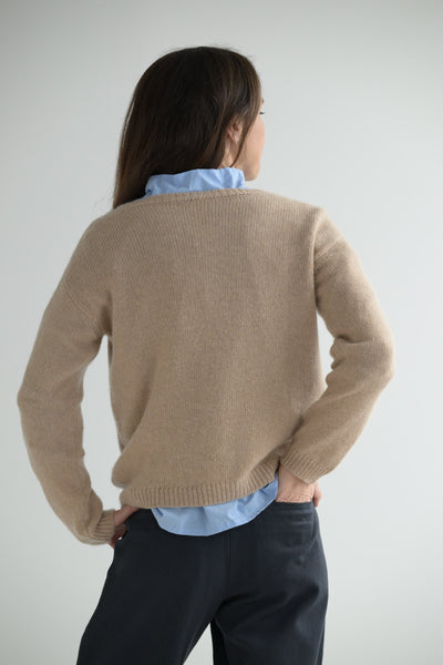 #241 Cashmere V Neck in Sanda
