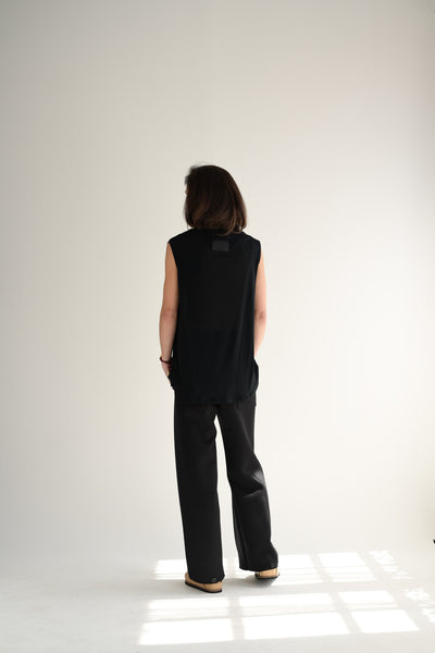 Nelly Sleeveless Top in Black