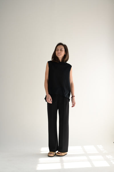 Nelly Sleeveless Top in Black