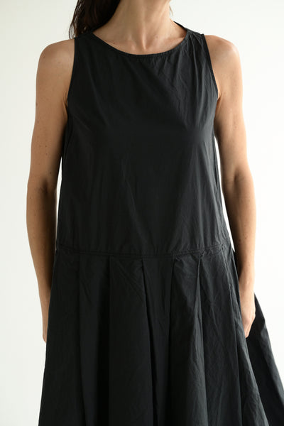 Pleated Sleeveless Dress TC in Black