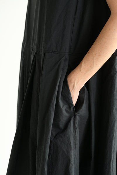 Pleated Sleeveless Dress TC in Black