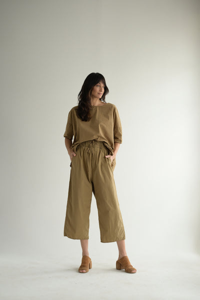 Wide & Short Trousers TC in Gold