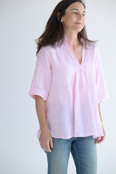 Vera in Pink check
