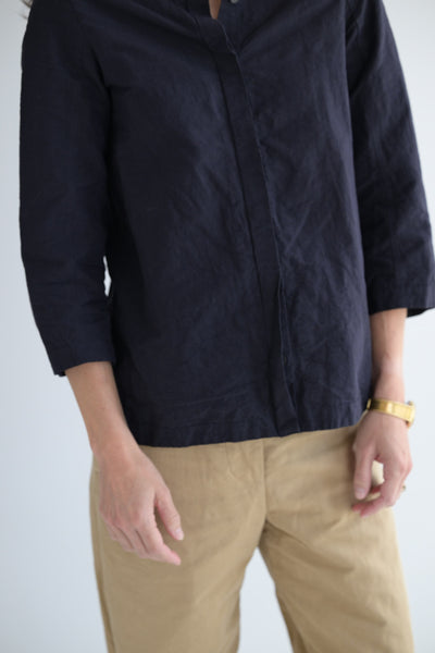 Ada Shirt in Black Cotton Linen