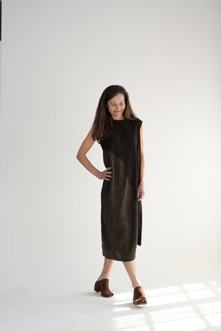 Striatum Sleeveless Dress in Moro