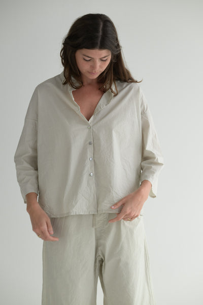 Short Collar Shirt TC in Pebble