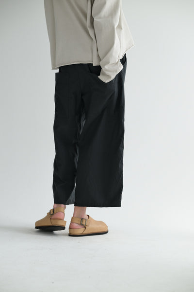 Wide & Short Trousers TC in Black