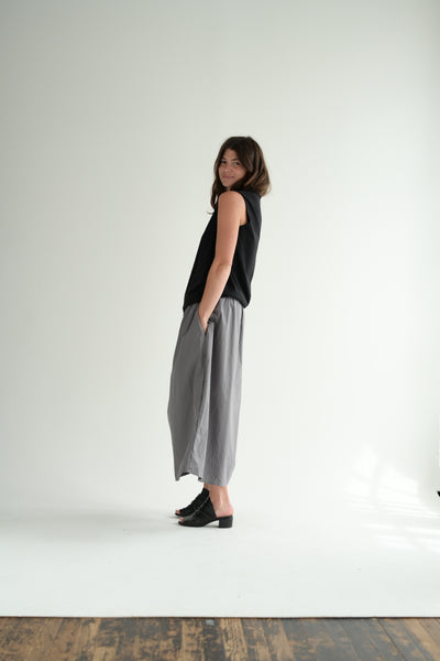 One Seam Sleeveless Top in Black