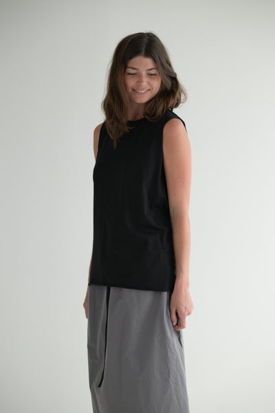 One Seam Sleeveless Top in Black