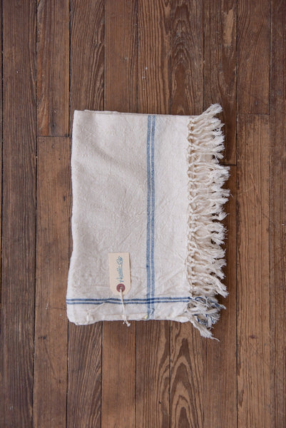 Natural Fringe with Blue Towel